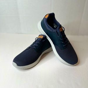 Skechers Classic fit slip on mesh Go Gamat cushion NWOB Navy blue size 11